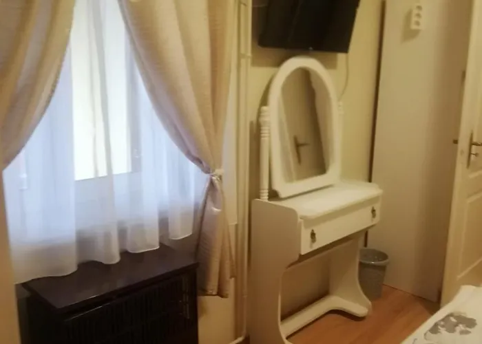 Vizhaz * Balatonfenyves